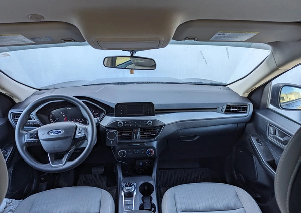 Ford Escape cena 70000 przebieg: 112000, rok produkcji 2020 z Wieliczka małe 137
